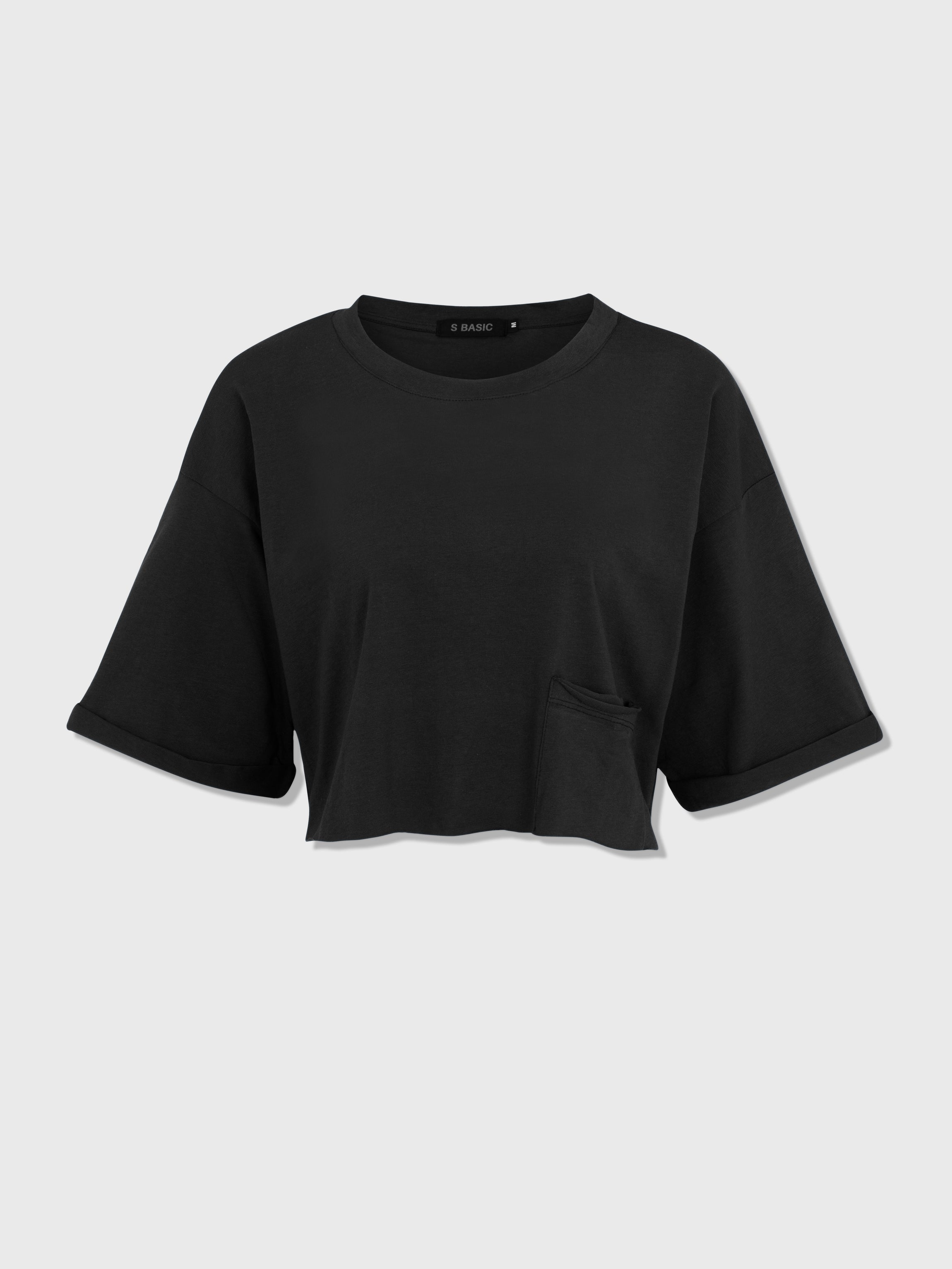 Nina crop | Red