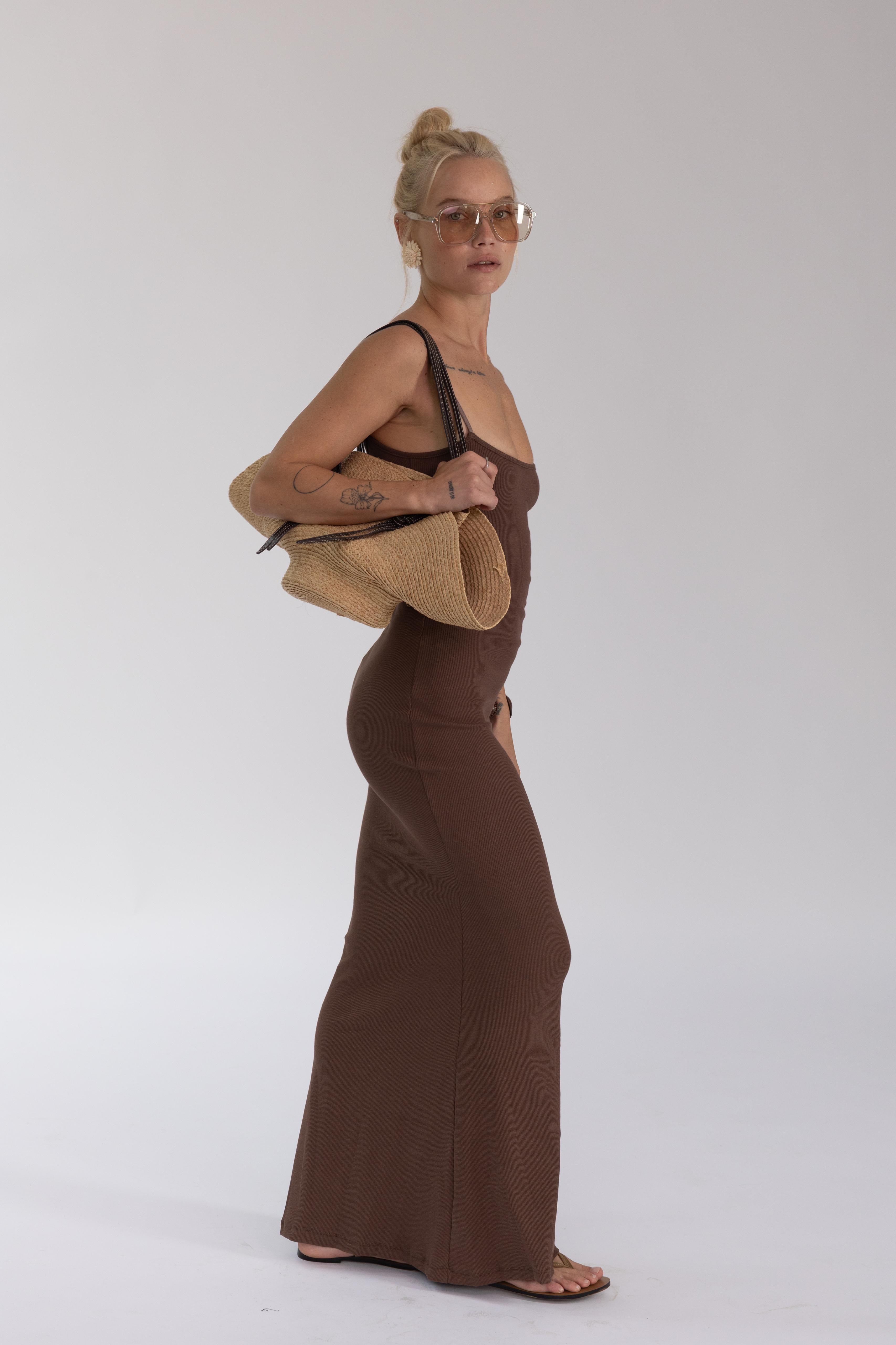 Lora dress
