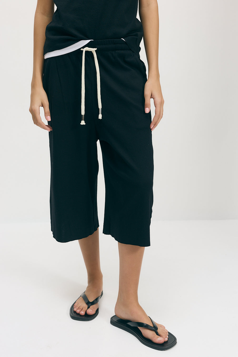 Isabel Bermuda | Black