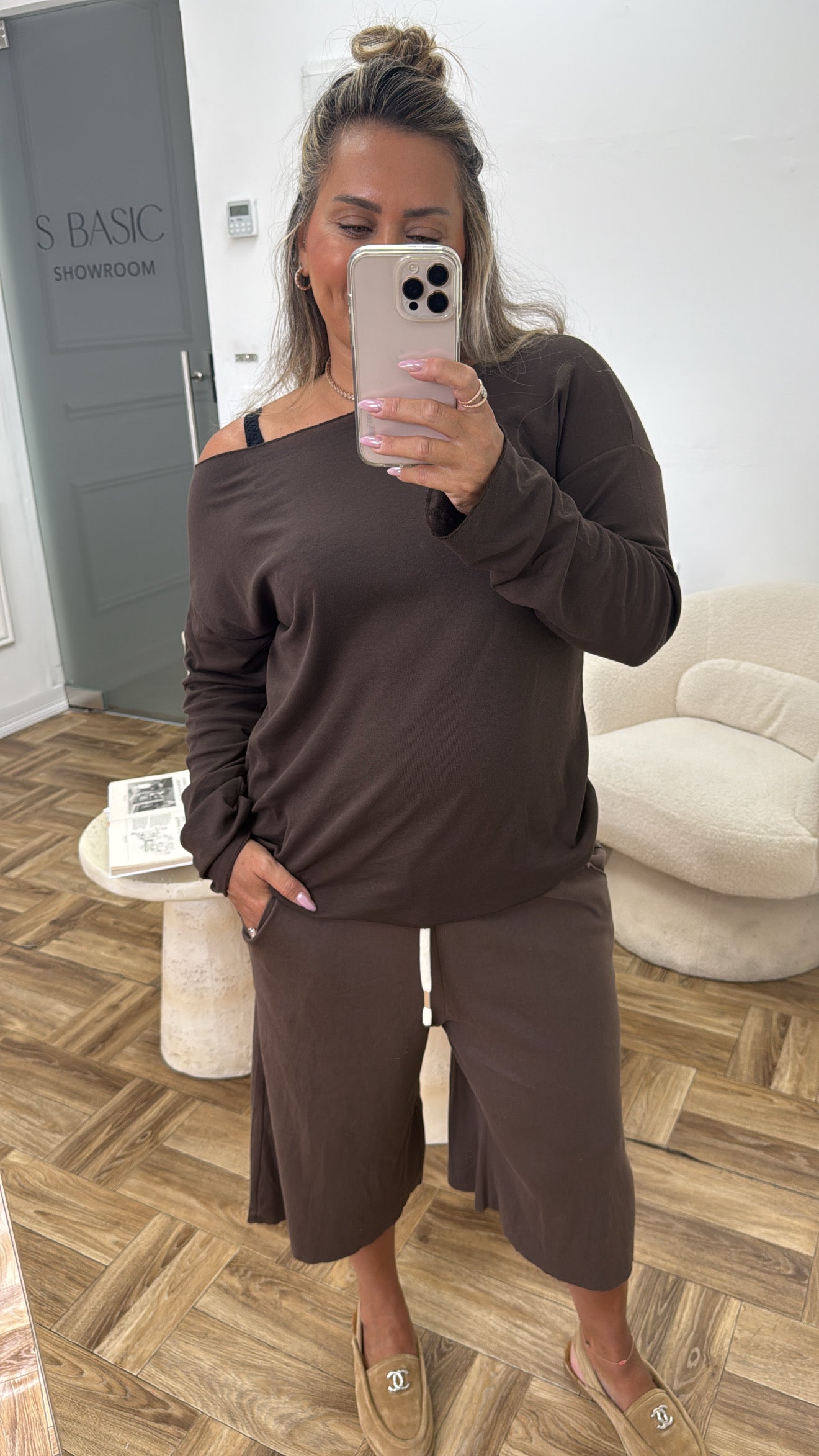 Demi top
