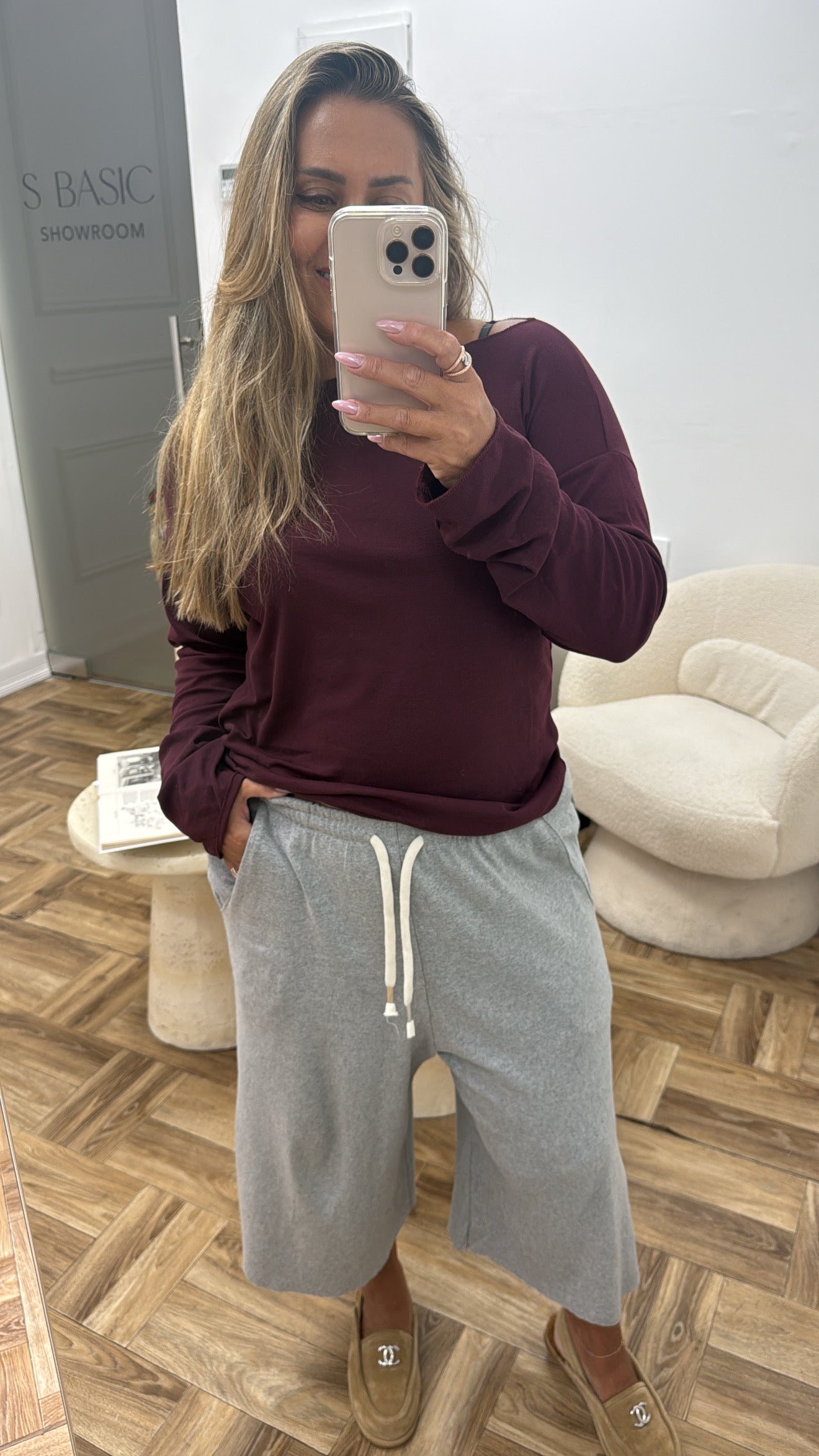 Demi top