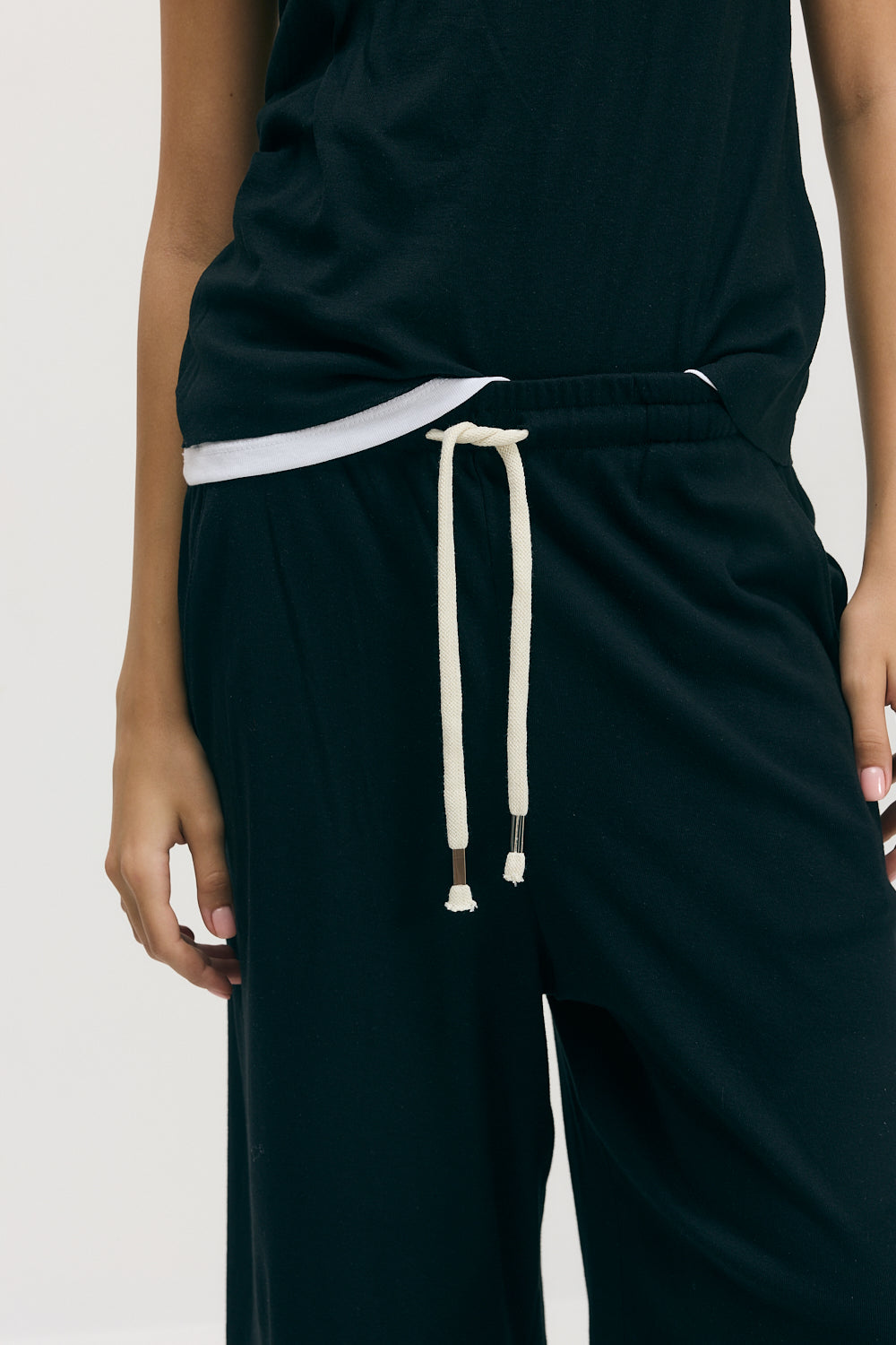 Isabel Bermuda | Black